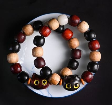 Small Leaf Red Sandalwood Bracelet Cute Cat Engraved Ebony Wood Protection Bracelet