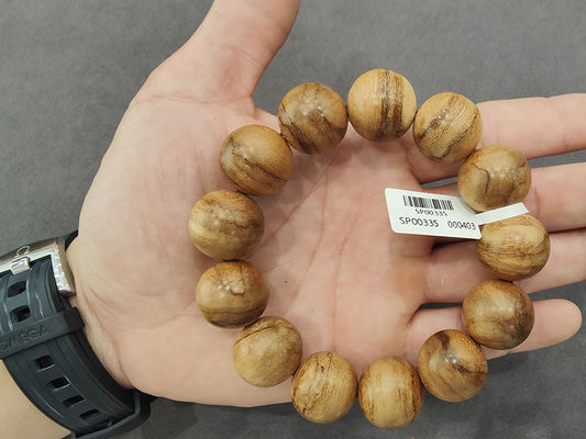 Adjustable Agarwood Jewelry Bracelet featuring Lobster Claw Clasp