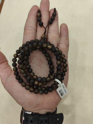 Adjustable 12mm Agarwood Bead Wristlet For Fob Terms And Bead Size
