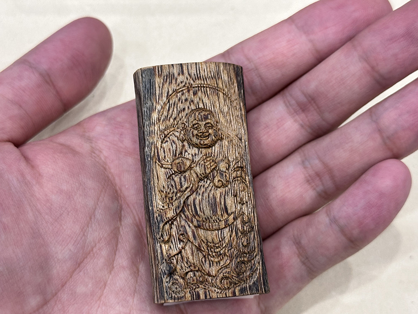 Handmade Agarwood Pendant Jewelry With Link / Rolo Chain Type
