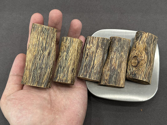 Good price Hand-carved Agarwood Pendant with 18K Gold Accents - Premium Agarwood Buddha Necklace for Special Gifts online