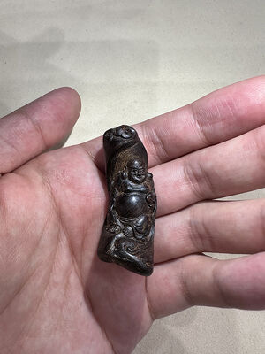 Good price Handmade Carved Agarwood Pendant with Authentic Aroma for Spiritual Jewelry online